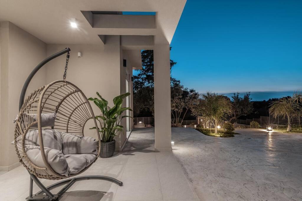 Melissia Luxury Villa Kalamákion Dış mekan fotoğraf